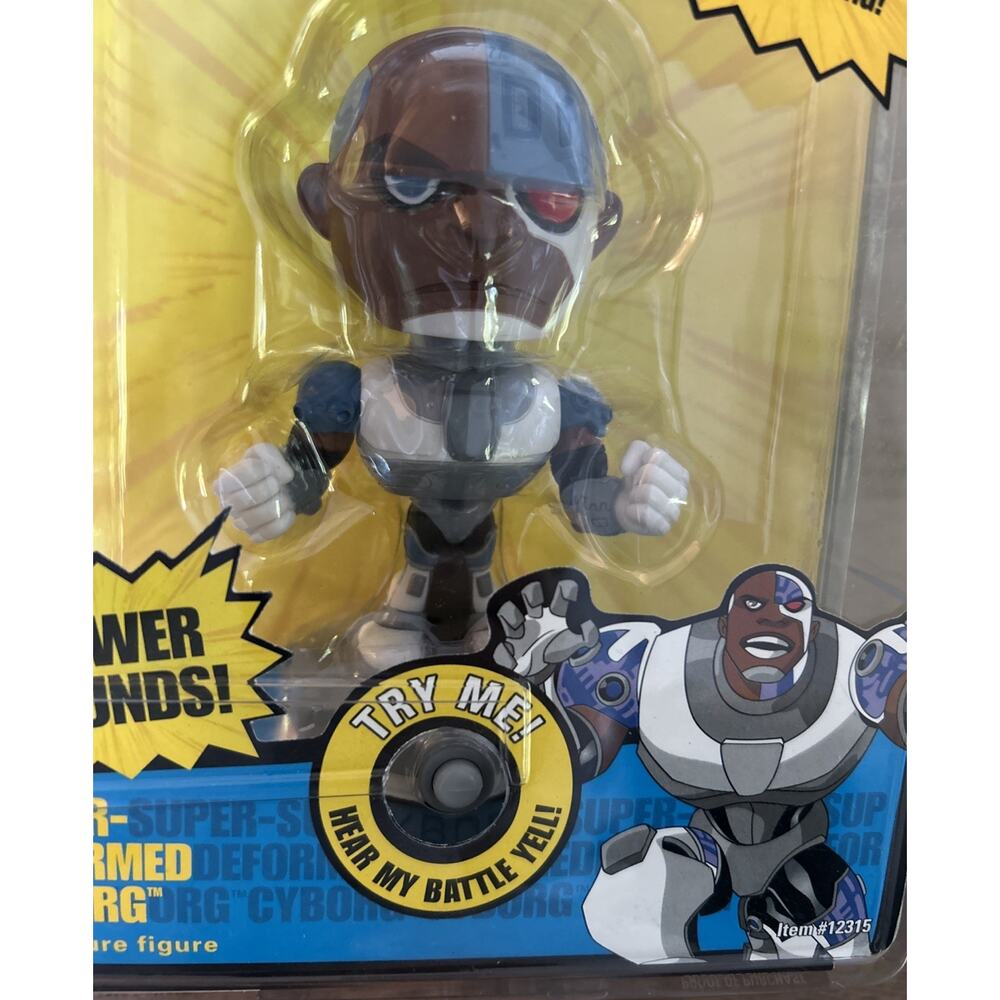 DC TEEN TITANS GO ACTION FIGURE SUPER DEFORMED CYBORG FACTORY SEALED TESTED - Picture 3 of 13